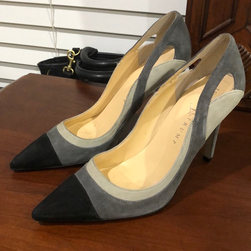 Ivanka Trump gray and black suede pumps